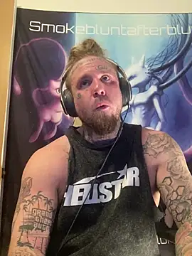 Smokebluntafterblunt online show from February 7, 2026, 5:00 am