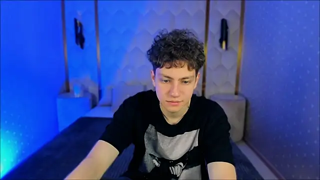 StefanBev online show from February 16, 2026, 7:43 pm