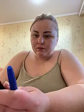 Snapshot of Mommy-girl-Lola chatting on March 1, 2026, 2:30 pm Mommy-girl-Lola online show from March 1, 2026, 2:30 pm