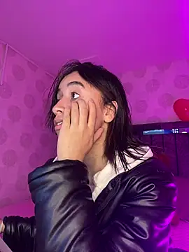 Snapshot of alahia_pink chatting on February 27, 2026, 2:33 am alahia pink online show from February 27, 2026, 2:33 am