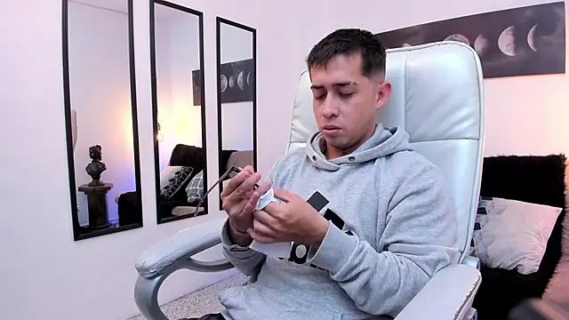 Tommas Jhonson online show from March 4, 2026, 1:44 am