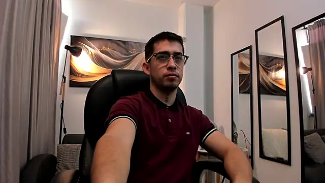 Snapshot of Tommas_Jhonson chatting on June 28, 2026, 12:22 pm Tommas Jhonson online show from June 28, 2026, 12:22 pm