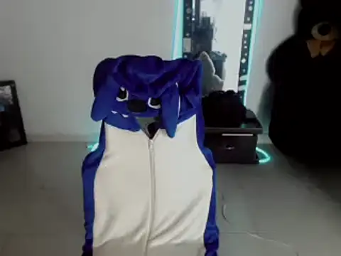 Snapshot of nebullax_mcqueen chatting on March 1, 2026, 6:15 am nebullax mcqueen online show from March 1, 2026, 6:15 am