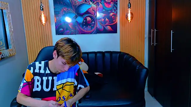 Liam Green1 online show from February 8, 2026, 6:33 pm