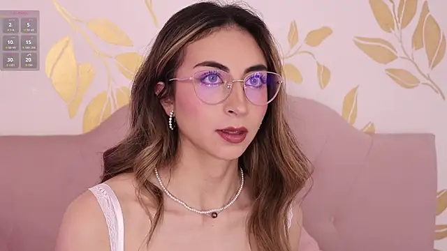 EmmaClark   online show from March 6, 2026, 8:16 pm