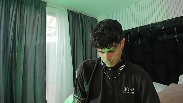 Declan-Foxx online show from April 3, 2026, 8:51 pm