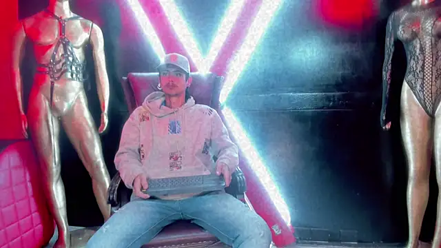 Snapshot of Damian-and-Camerum chatting on March 1, 2026, 3:19 am Damian-and-Camerum online show from March 1, 2026, 3:19 am