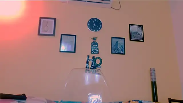 Snapshot of sexiempoderada18 chatting on February 26, 2026, 1:32 pm sexiempoderada18 online show from February 26, 2026, 1:32 pm