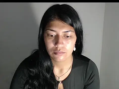 Snapshot of peytonbrunette chatting on March 24, 2026, 3:44 am peytonbrunette online show from March 24, 2026, 3:44 am