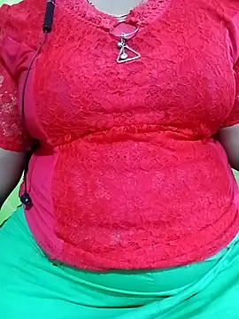 Snapshot of tamilkayal431 chatting on February 13, 2026, 6:48 pm tamilkayal431 online show from February 13, 2026, 6:48 pm