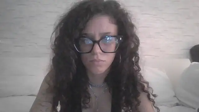 Snapshot of turca87 chatting on May 31, 2026, 6:09 pm turca87 online show from May 31, 2026, 6:09 pm