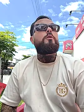 PelifiFilipee online show from March 1, 2026, 3:03 pm