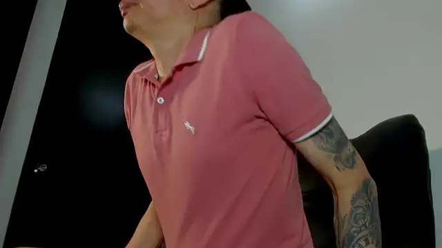 Snapshot of Thommas8a chatting on February 26, 2026, 11:15 pm Thommas8a online show from February 26, 2026, 11:15 pm