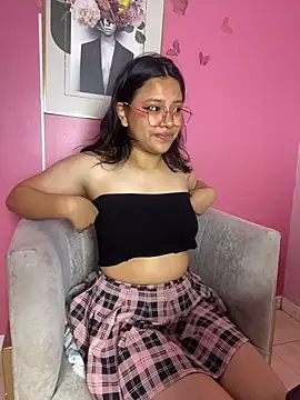 Snapshot of LilithRose_ chatting on February 18, 2026, 2:02 pm LilithRose online show from February 18, 2026, 2:02 pm