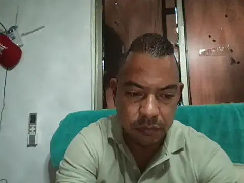 Quillero18 online show from February 23, 2026, 3:20 pm