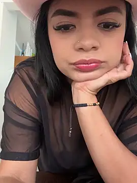 Alessia Gold online show from April 17, 2026, 9:29 pm