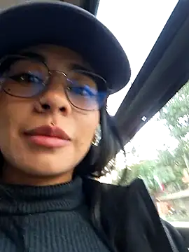 Zafira glow online show from April 8, 2026, 10:21 pm