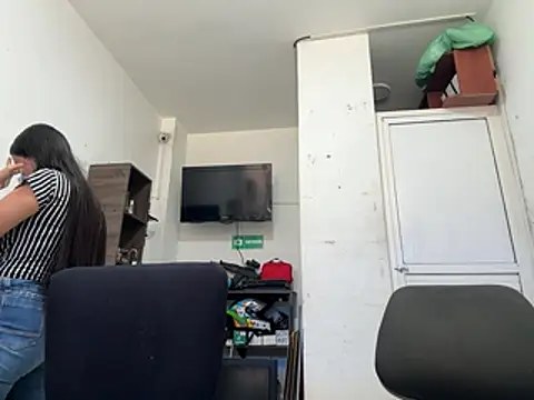 two cam latin online show from February 21, 2026, 5:36 pm