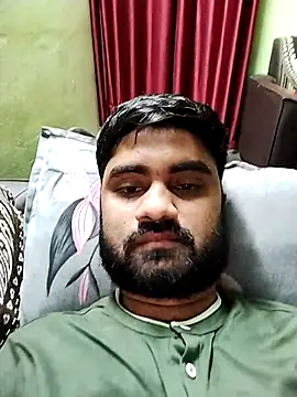 loyalboy 0052 online show from April 5, 2026, 10:18 pm