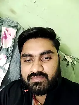 loyalboy 0052 online show from April 9, 2026, 8:14 pm