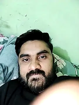 loyalboy 0052 online show from April 12, 2026, 6:57 pm