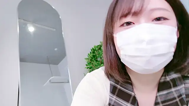 Saki chanF online show from March 18, 2026, 6:16 am