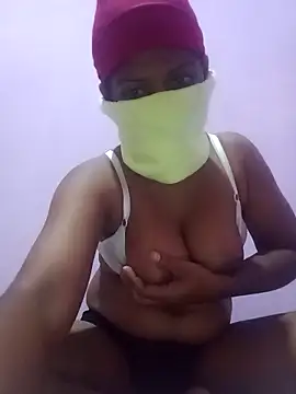 Snapshot of Malee_S chatting on February 21, 2026, 4:41 pm Malee S online show from February 21, 2026, 4:41 pm