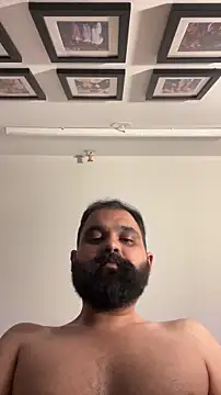 Snapshot of beerboy2222 chatting on April 11, 2026, 8:57 pm beerboy2222 online show from April 11, 2026, 8:57 pm