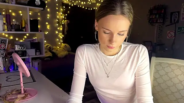 amily sunray online show from February 13, 2026, 1:51 pm