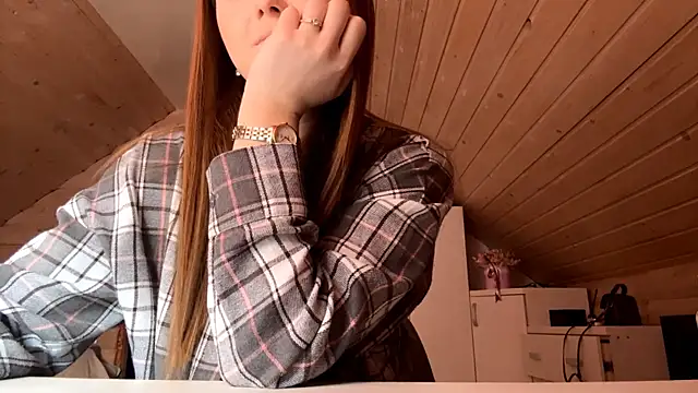 Snapshot of TessSamul chatting on March 24, 2026, 1:38 pm TessSamul online show from March 24, 2026, 1:38 pm