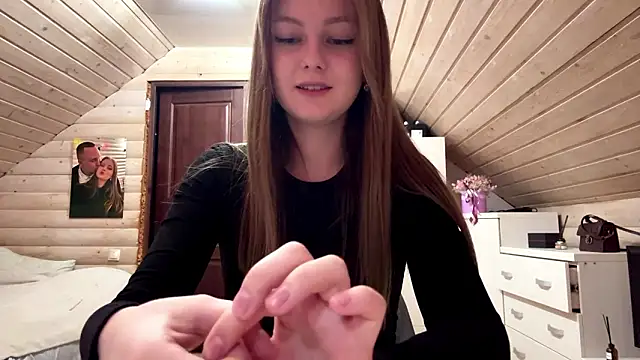 Snapshot of TessSamul chatting on March 27, 2026, 7:35 pm TessSamul online show from March 27, 2026, 7:35 pm