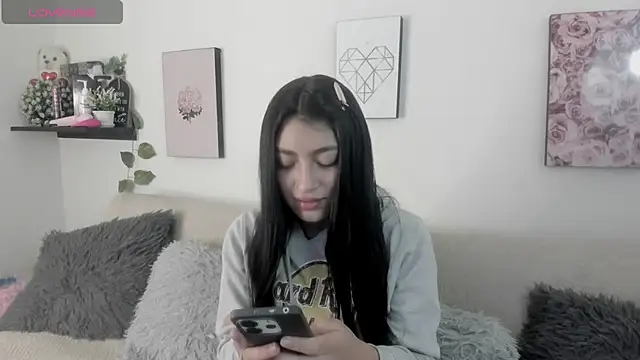 Snapshot of Alexaalove_1 chatting on February 19, 2026, 1:40 pm Alexaalove 1 online show from February 19, 2026, 1:40 pm