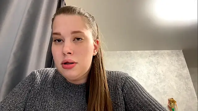 Lunexia Kysstoria online show from February 12, 2026, 3:18 pm