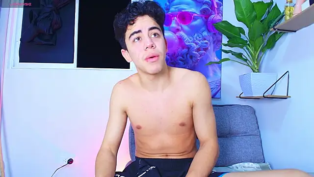 Gael moon  online show from March 1, 2026, 3:08 am