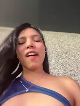 jadelaurent online show from March 11, 2026, 8:37 pm