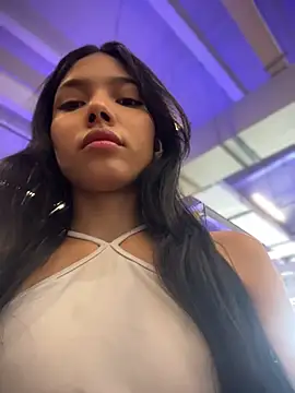 jadelaurent online show from July 17, 2026, 8:24 pm