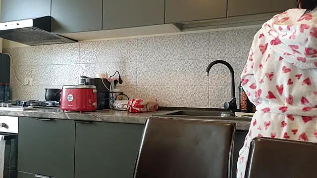 Snapshot of Sofimoon26 chatting on February 12, 2026, 9:59 am Sofimoon26 online show from February 12, 2026, 9:59 am