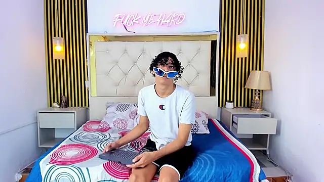 Adventurous Boys online show from April 17, 2026, 6:00 pm