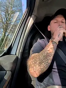 dave32000 online show from March 4, 2026, 11:38 am