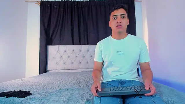 cataleya rioss online show from April 14, 2026, 6:58 pm