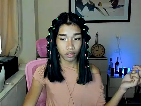 Queenoflustx online show from August 2, 2026, 7:07 am