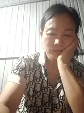 Kiss love2 online show from June 7, 2026, 9:35 am