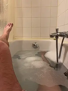 DeN strip online show from February 15, 2026, 1:20 pm