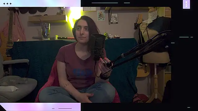 Snapshot of thea_cake chatting on February 25, 2026, 9:13 pm thea cake online show from February 25, 2026, 9:13 pm