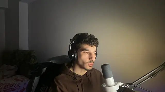 enesbabakral online show from February 25, 2026, 11:03 pm