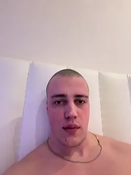 Snapshot of Telenok chatting on March 25, 2026, 9:43 pm Telenok online show from March 25, 2026, 9:43 pm