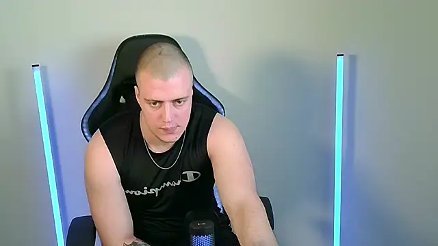 Snapshot of Telenok chatting on April 16, 2026, 4:02 am Telenok online show from April 16, 2026, 4:02 am