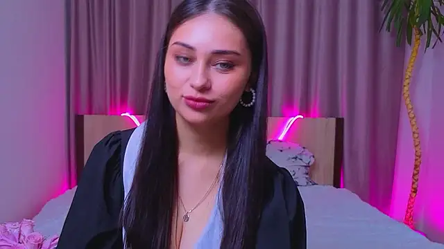 Sofia Plump online show from February 15, 2026, 2:03 pm