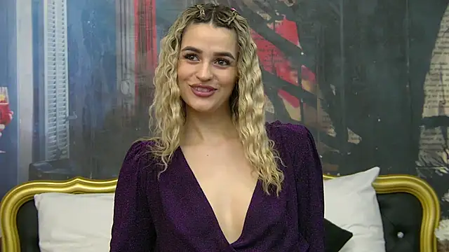 Snapshot of SelenaRuss chatting on February 21, 2026, 3:13 pm SelenaRuss online show from February 21, 2026, 3:13 pm