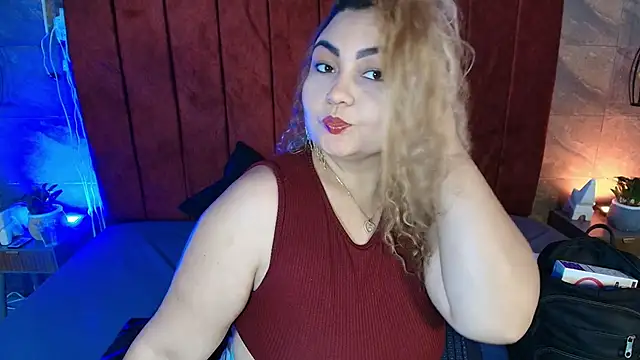 Snapshot of Amaraa_Silk chatting on February 28, 2026, 4:24 am Amaraa Silk online show from February 28, 2026, 4:24 am